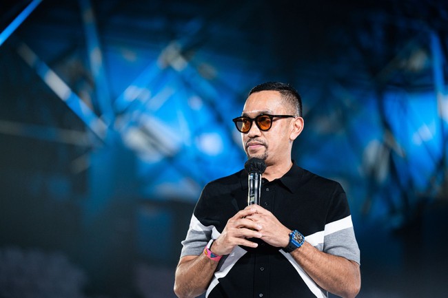 Selain Richard Mille, Sahroni juga beberapa kali terlihat mengenakan model berbeda dengan strap karet oranye maupun hitam, menegaskan seleranya pada jam tangan sport-luxury yang identik dengan eksklusivitas. (Foto: Dok. Ahmad Sahroni)