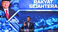 Strategi tersebut diantaranya, meningkatkan pertumbuhan ekonomi nasional, lapangan kerja hingga kemudahan bagi pelaku usaha UMKM.