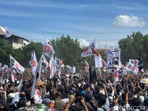 Kampanye Akbar di Mataram, Anies Disambut Selawat Badar