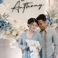 Tepat pada Sabtu (3/2/24) pebulutangkis Anthony Ginting menggelar pertunangan dengan kekasihnya, Mitzi Abigail. Melalui akun Instagram pribadinya, Mitzi membagikan foto-foto momen pertunangannya dengan Anthony. Foto: Instagram/@mitziabigail