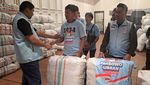 Ara Sebar Puluhan Ribu Kaos Prabowo-Gibran ke-7 Provinsi di Indonesia