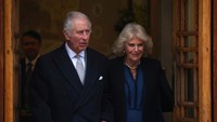 Istana Buckingham menjelaskan Raja Charles III juga telah memulai proses pengobatan terkait kanker yang dideritanya. Istana mengatakan Raja Charles III berharap bisa segera sembuh dan kembali menjalankan tugasnya. REUTERS/Toby Melville.