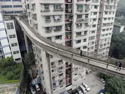 Melihat Kecanggihan Kota Chongqing yang Futuristik