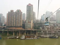 Melihat Kecanggihan Kota Chongqing yang Futuristik