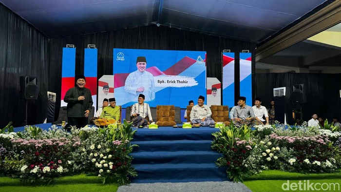 Erick Thohir saat memberi kuliah umum di Ponpes Lirboyo