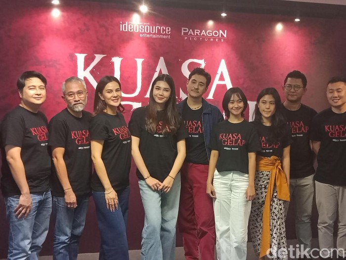 film kuasa gelap