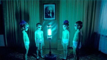 Pemandian Ringan Soviet: Sinar Ultraviolet Untuk Anak-anak Mendapatkan Cukup Vitamin D Selama Musim Dingin yang Panjang Tanpa Banyak Sinar Matahari Foto: Reddit via Boredpanda