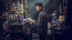 Han So Hee Berdarah-darah di Gyeongseong Creature 2