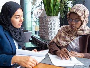 5 Pilihan Tempat Kursus Bahasa Arab di Bandung, Cek Lokasinya