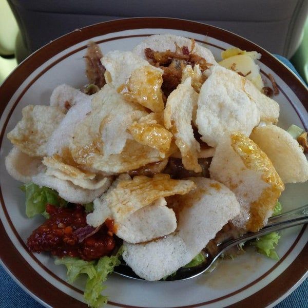 Ini 5 Gado-gado Legendaris Langganan Pejabat Buat Makan Siang