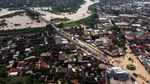 Foto Udara Banjir Lumpuhkan Jalan Semarang-Purwodadi