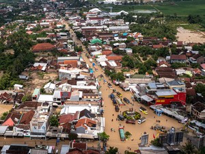 Update Dampak Banjir di Grobogan: 1 Bocah Meninggal-3.704 Rumah Terendam