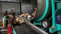Pemusnahan sampah ini menggunakan teknologi Hydrodrive Incinerator.