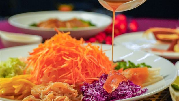 Imlek Meriah dengan Yu Sheng hingga Sup Abalon di Resto Berbintang di Semarang