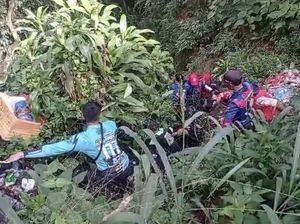 Pelajar SMP Ditemukan Tewas di Dasar Ngarai Sianok Bukittinggi