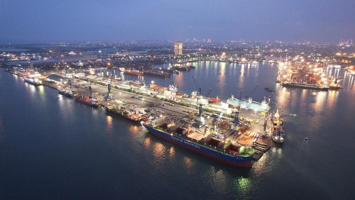 Pelindo Multi Terminal Genjot Layanan Pelindo Multi Terminal Genjot Layanan