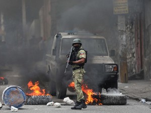 Baku Tembak Terjadi di Haiti Minta PM Ariel Henry Mundur