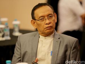Kata Rektor Unair Soal Kemenkes Akan Datangkan Dokter Asing ke Tanah Air