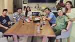 Romantisnya Denny Caknan dan Bella Bonita Saat Makan Soto Bareng