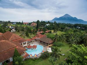 5 Hotel dengan Fasilitas Kolam Renang di Mojokerto