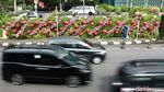 Sambut Imlek, Trotoar PIM Merah Merona Dihias Lampion