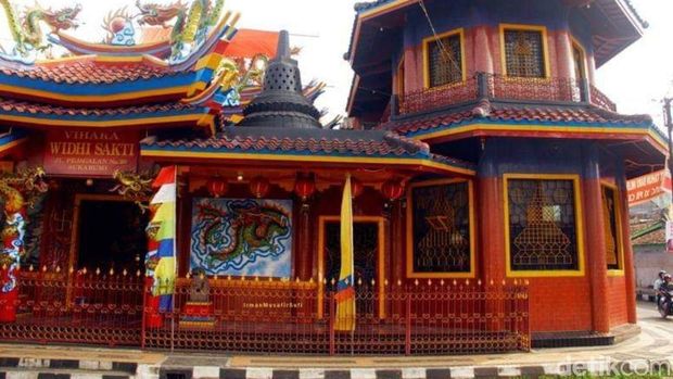 Tempat ibadah tertua di Sukabumi.