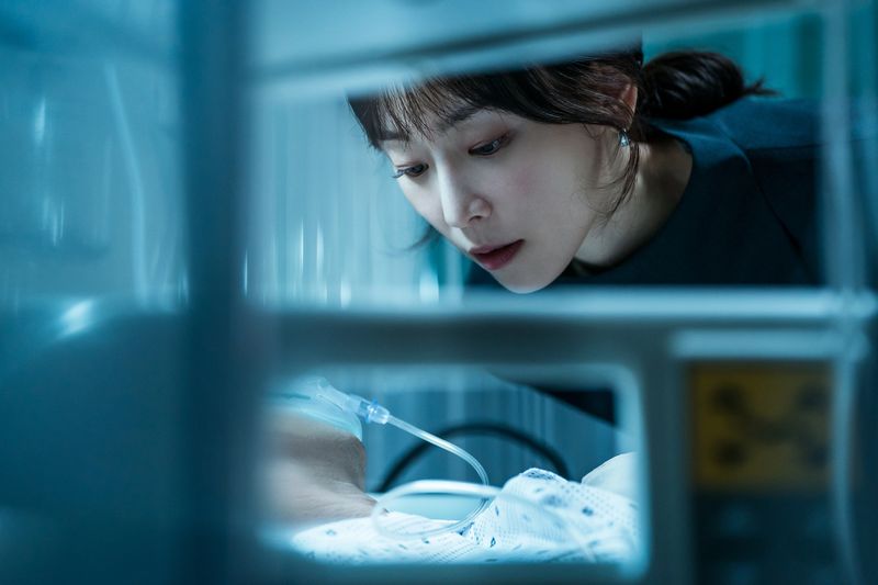 Netflix mengumumkan drama Korea The Trunk yang akan ditayangkan tahun ini. The Trunk diperankan Seo Hyun Jin dan Gong Yoo.