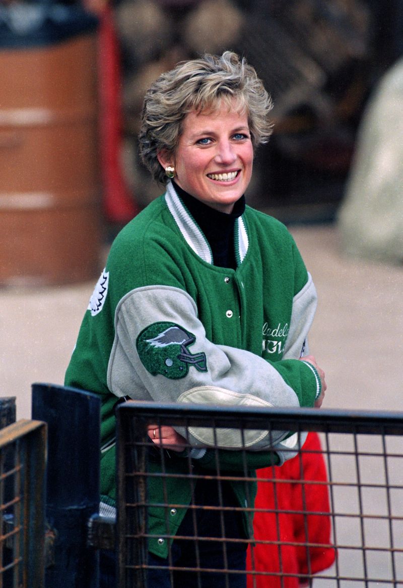 Diana, The Princess Of Wales, Prince William & Prince Harry At Alton Towers Theme Park. . (Photo by Julian Parker/UK Press via Getty Images)