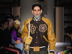 Sejarah Jaket Varsity, Tren Fashion Abadi Andalan Ganjar di Debat Pilpres