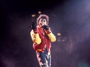 Michael Jackson Ternyata Doyan KFC, Tapi Ada Cara Khusus Makannya