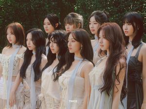 Lagu NewJeans dan TWICE Raih Sertifikasi Double Platinum di Jepang