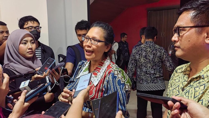 Vice President Corporate Secretary KCI Anne Purba.