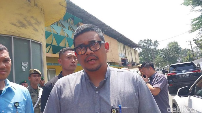 Wali Kota Medan Bobby Nasution saat diwawancarai usai Ground Breaking Stadion Teladan Medan. (Foto: Finta Rahyuni/detikSumut).