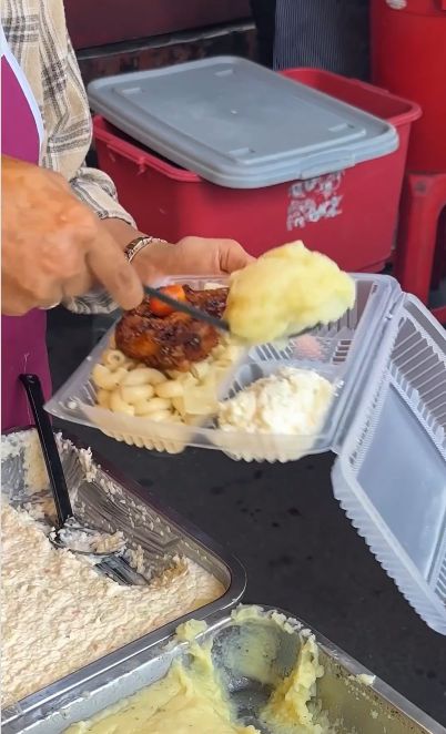 penjual western food kaki lima di Malaysia
