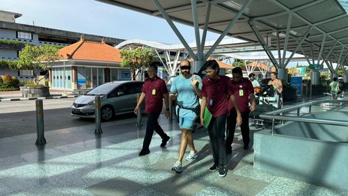 WN Rusia buronan penggelapan pajak di negara asalnya dideportasi dari Bali.