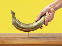 Unik Banget! Jepang Bikin Palu Berbentuk Pisang, Segini Harganya