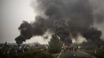 Aksi Protes Petani Spanyol, Blokir Jalan dengan Traktor hingga Bakar Ban