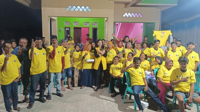 Caleg DPR RI dari Partai Golkar, Andravirti Karita menerima keluhan warga Kalimantan Utara (Kaltara) terkait beasiswa yang tidak tepat sasaran.