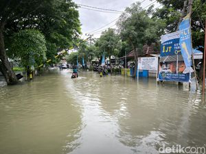 Ribuan Rumah 3 Kecamatan di Gresik Terendam Banjir, Terparah Menganti