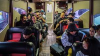 Tarif untuk menaiki kapal pergi-pulang sebesar Rp 260 ribu hingga Rp 460 ribu, tergantung tujuan pulau di Kabupaten Kepulauan Seribu.