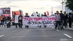 Tolak Pemilu Curang, Mahasiswa Long March ke Istana