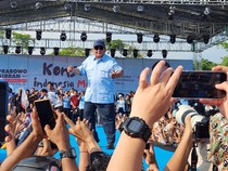 Prabowo Pamer Joget di Konser Indonesia Maju Sumut, Pendukung Langsung Riuh