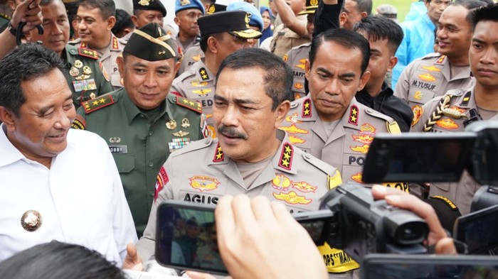 Komjen Agus usai deklarasi Pemilu Damai di Makassar. Dokumen Istimewa