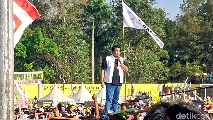 Maruarar Sirait saat menghadiri kampanye Prabowo-Gibran di Sumut