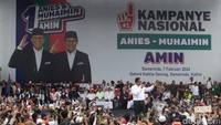Kampanye nasional Anies dihadiri warga, termasuk unsur relawan dan kader parpol pengusung.