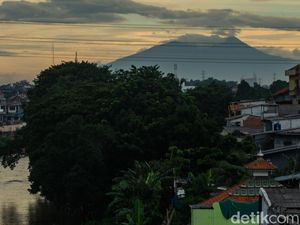 Kisah Lima Pelajar Tersesat di Gunung Salak