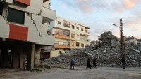 Diketahui satu tahun sudah berlalu sejak gempa berkekuatan 7,8 mengguncang bagian selatan dan tengah Turki, juga bagian utara dan barat Suriah, yang secara keseluruhan menewaskan hampir 60 ribu orang.  