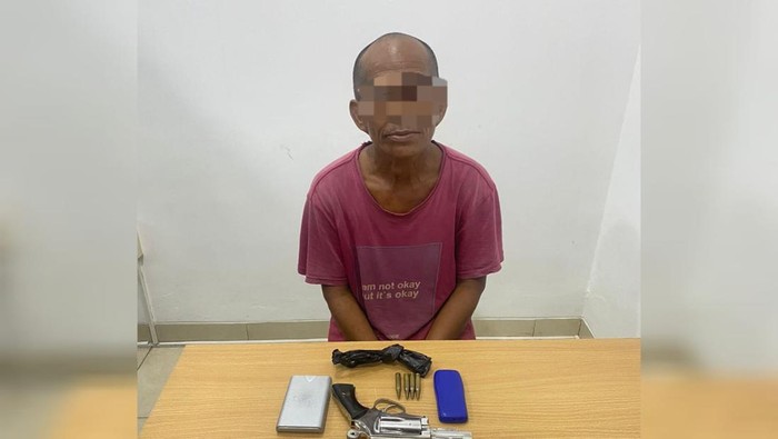 Rapik dan barang bukti narkoba serta senpi ilegal yang diamankan Polda Babel.
