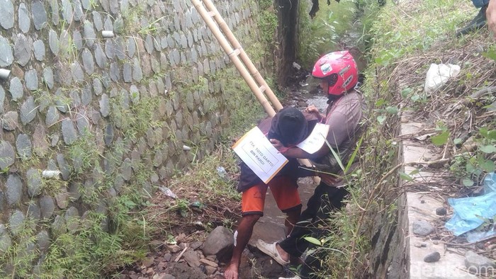 Rekonstruksi pembunuhan Fransisko Nainggolan.