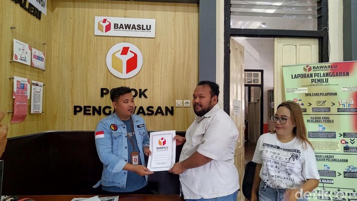Relawan Probowo-Gibran lapor ke Bawaslu hilangnya ribuan APK di Banyuwangi